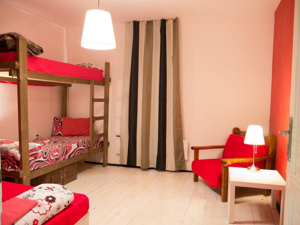 Yha Levitt Smart Hostel Szófia Kültér fotó